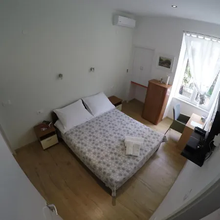 Gero ゲストハウス 3*